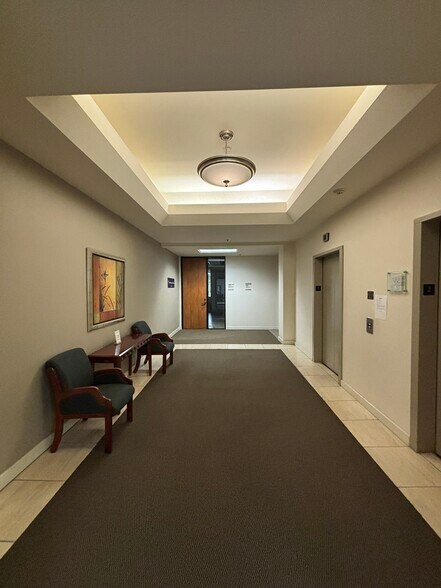 More Photos Of 5080 California Ave, Bakersfield Medical For Lease