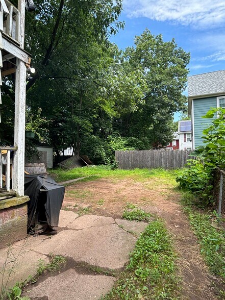 More Photos Of 57 Bassett St, New Haven Multifamily For Sale