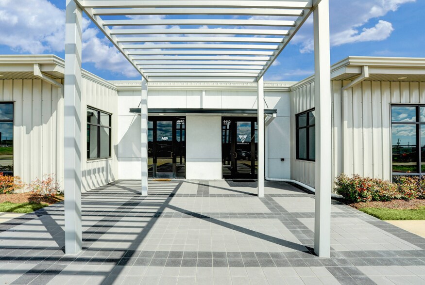More Photos Of 4440 FM 2351, Friendswood Office For Sale