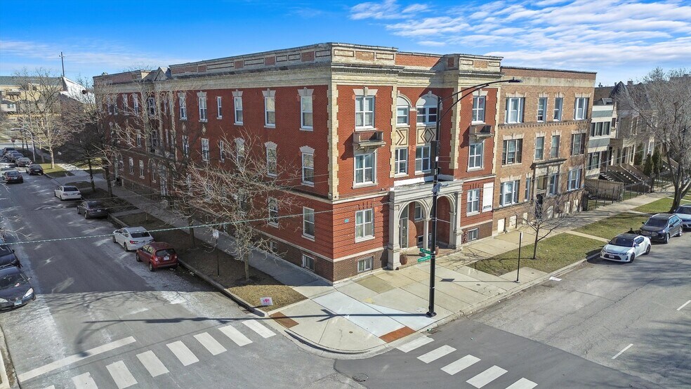 More Photos Of 4601 S Indiana Ave, Chicago Apartments For Sale