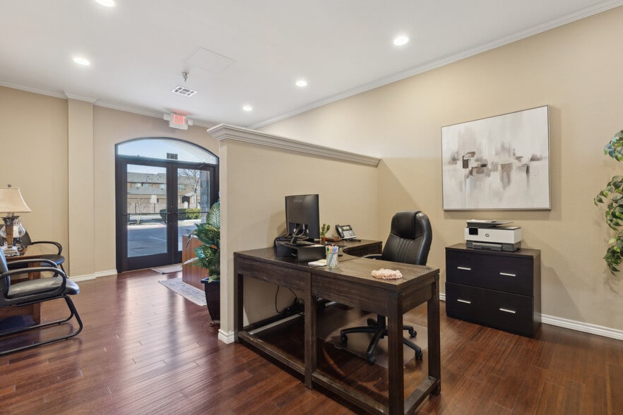 More Photos Of 4686 Mcdermott Rd, Plano Medical For Sale