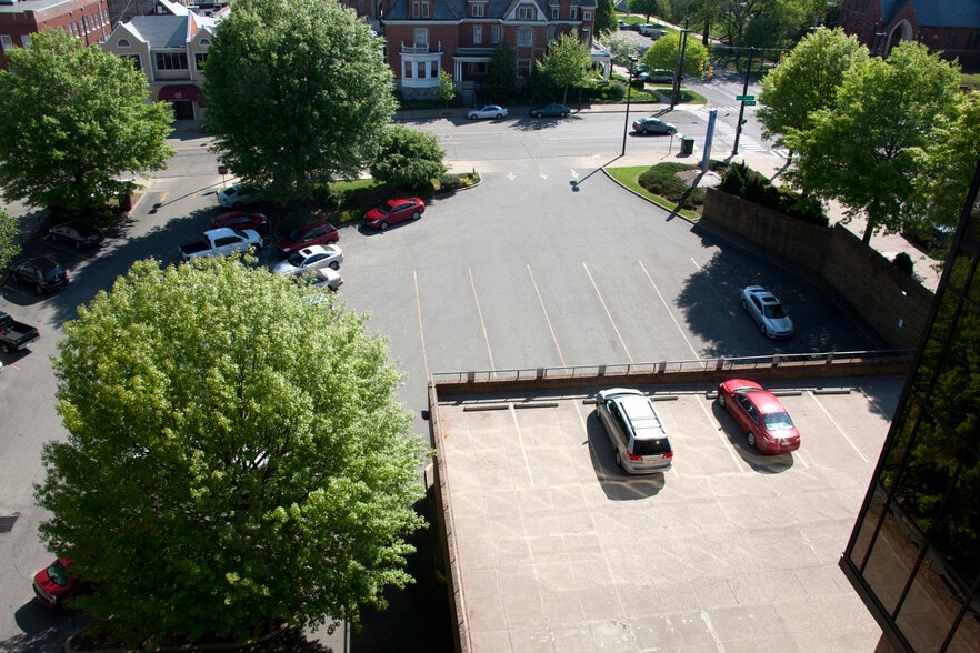 More Photos Of 1000 Fifth Ave, Huntington Medical For Lease