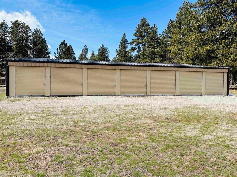 More Photos Of 687-845 Magnolia, Susanville Specialty For Sale