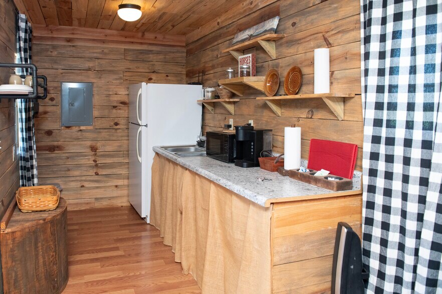 More Photos Of 5122 State Road 70 E, Durant Lodge Meeting Hall For Sale