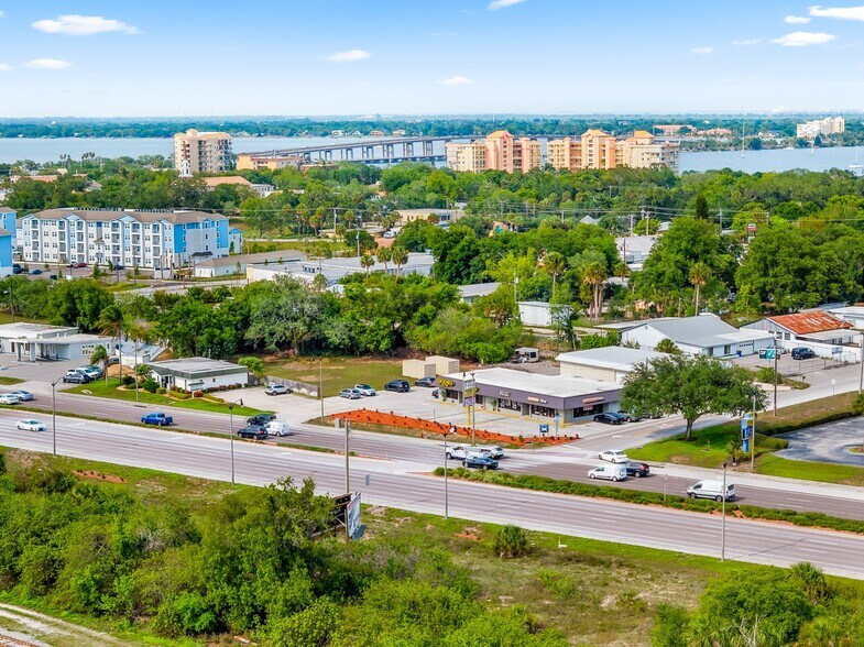 More Photos Of 984 Rockledge Blvd, Rockledge General Retail For Sale