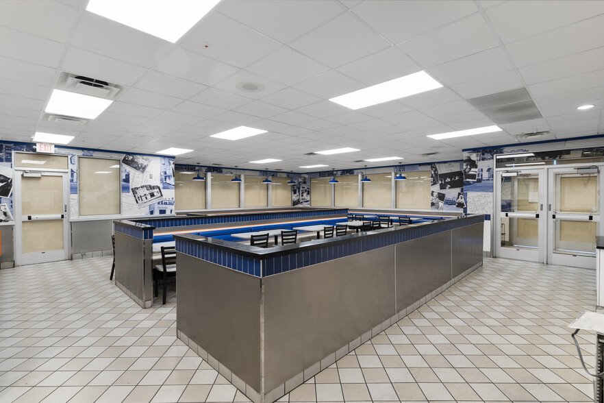 More Photos Of 535 Marks St, Henderson Fast Food For Lease