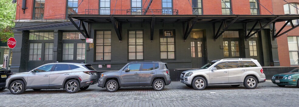 More Photos Of 434 Greenwich St, New York Apartments For Sale