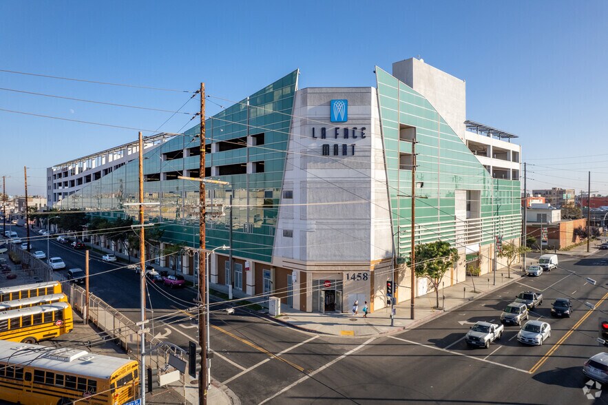 More Photos Of 1458 S San Pedro St, Los Angeles Freestanding For Sale