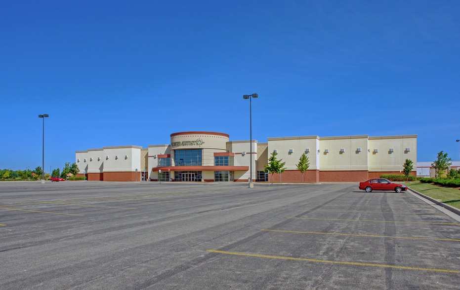 Primary Photo Of 3000 Commerce Crossing Rd, Walled Lake Unknown For Lease