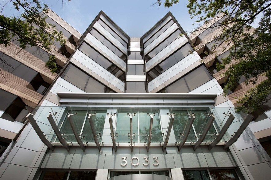 More Photos Of 3033 Wilson Blvd, Arlington Office For Lease