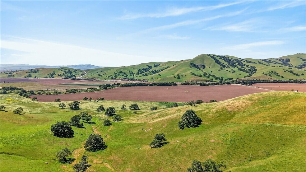 More Photos Of 0 Walnut Ave, Hollister Land For Sale