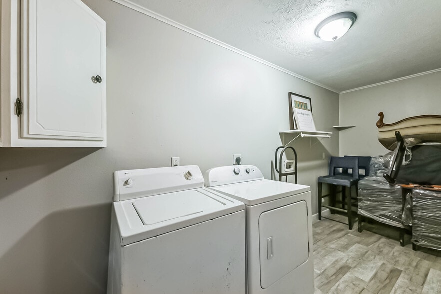 More Photos Of 1270 CR 2293, Cleveland Assisted Living For Sale
