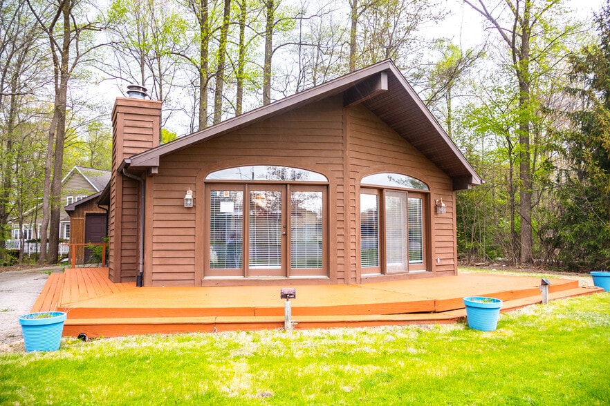 Primary Photo Of 17656 US Highway 12, New Buffalo Office For Sale