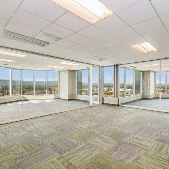 More Photos Of 300 Park Ave, San Jose Office For Lease