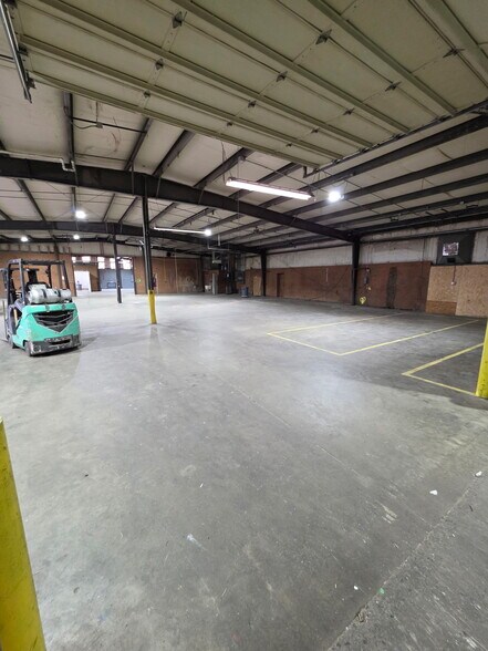 More Photos Of 6190 US Hwy 220, Stoneville Warehouse For Lease