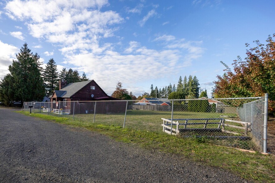 More Photos Of , Sandy Unknown For Sale