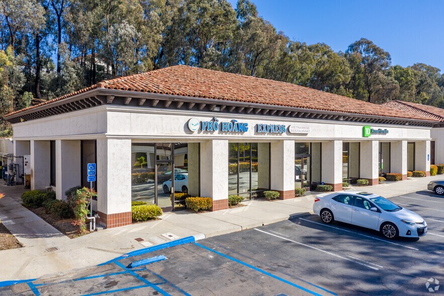 More Photos Of 16363-16495 Bernardo Center Dr, San Diego Unknown For Lease