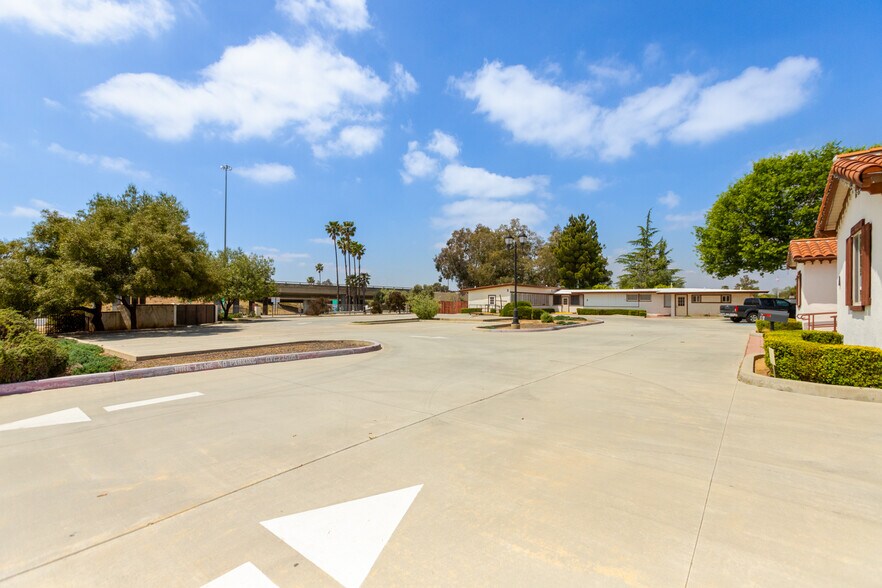 More Photos Of 635 Veile Ave, Beaumont Office For Lease