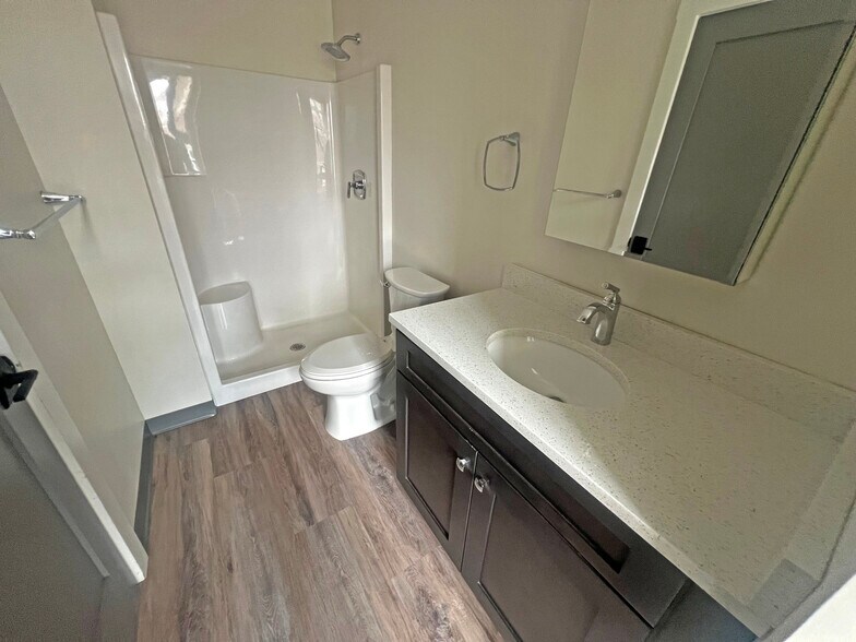 More Photos Of 1211-1217 Elm St, Manchester Apartments For Sale