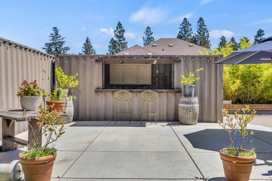 More Photos Of 9455 E Stockton Blvd, Elk Grove Specialty For Sale