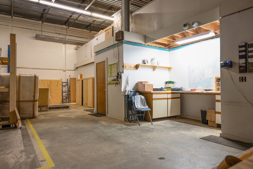 More Photos Of 124 Turnpike St, West Bridgewater Warehouse For Sale