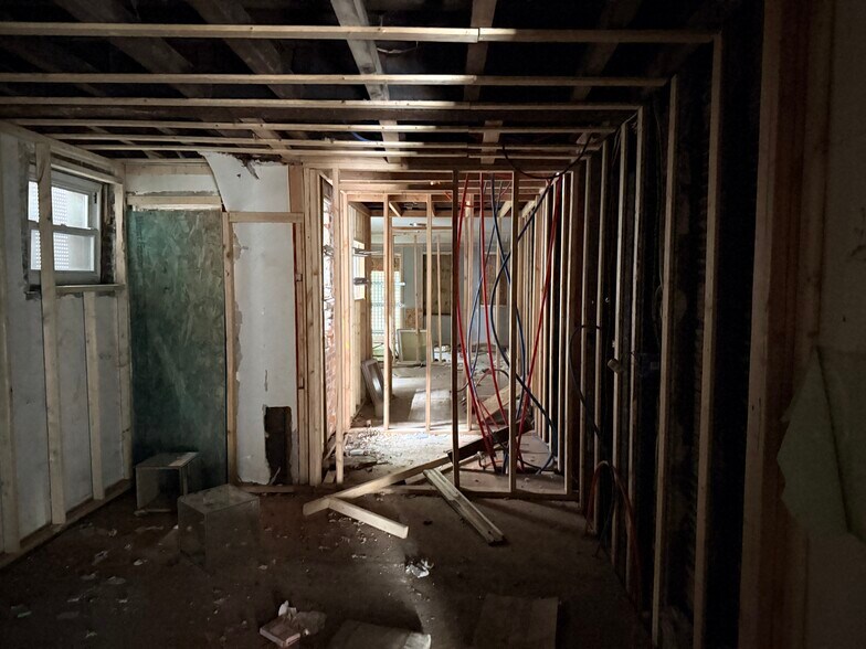 More Photos Of 1115 Upland St, Chester Apartments For Sale