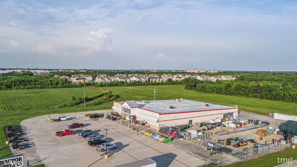 More Photos Of 1650 Highway 365, Port Arthur Freestanding For Sale