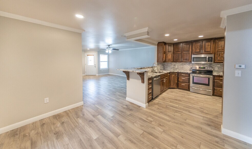 More Photos Of 602 N Belmont, Lubbock Apartments For Sale