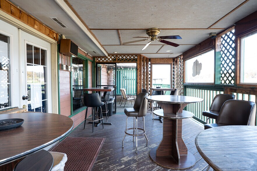 More Photos Of 1615 W Wisconsin St, Sparta Specialty For Sale