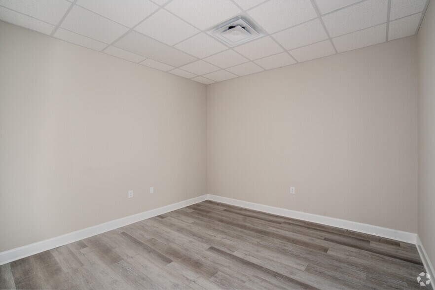 More Photos Of 6110 Sienna Ranch Rd, Missouri City Medical For Lease