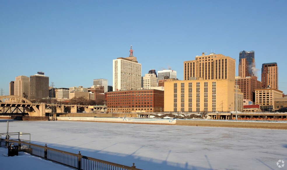 More Photos Of 240 Fillmore Ave E, Saint Paul Light Manufacturing For Lease