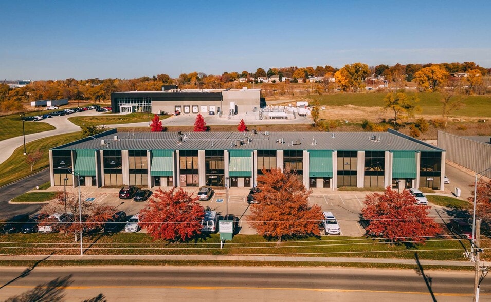 Primary Photo Of 5330-5368 F St, Omaha Warehouse For Lease