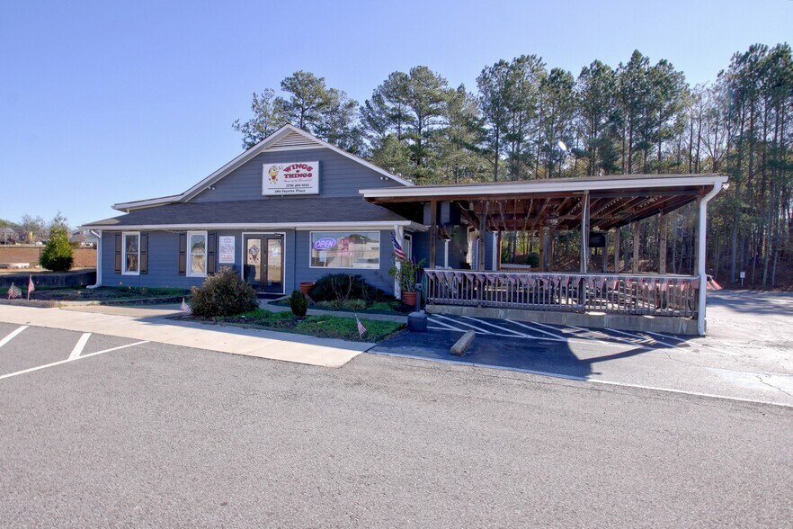 More Photos Of 365-409 Fayette Pl, Fayetteville General Retail For Lease