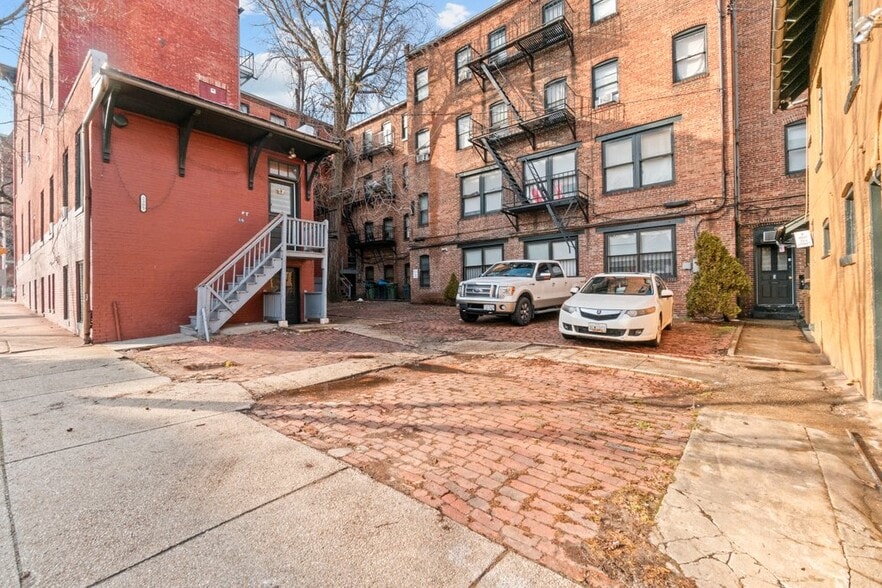 More Photos Of 2301 Maryland Ave, Baltimore Apartments For Sale