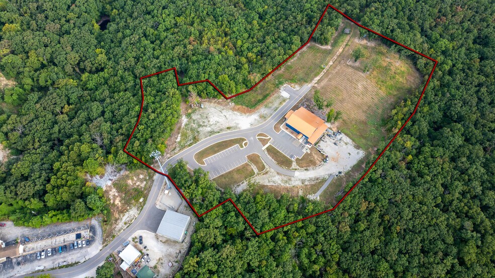 More Photos Of 100 Grand Vintners Lane, Lake Ozark Winery Vineyard For Sale