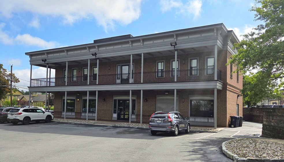 More Photos Of 117 Grand St, Goshen Office For Lease