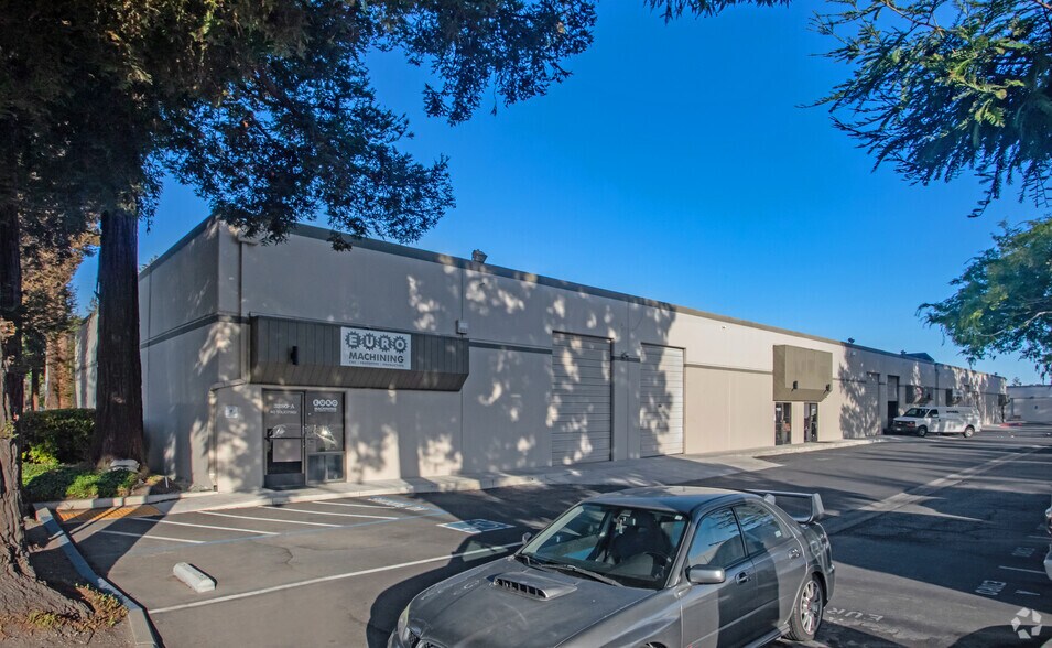 Primary Photo Of 3280 Edward Ave, Santa Clara Warehouse For Lease