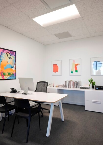 More Photos Of 5480 N Elston Ave, Chicago Warehouse For Lease