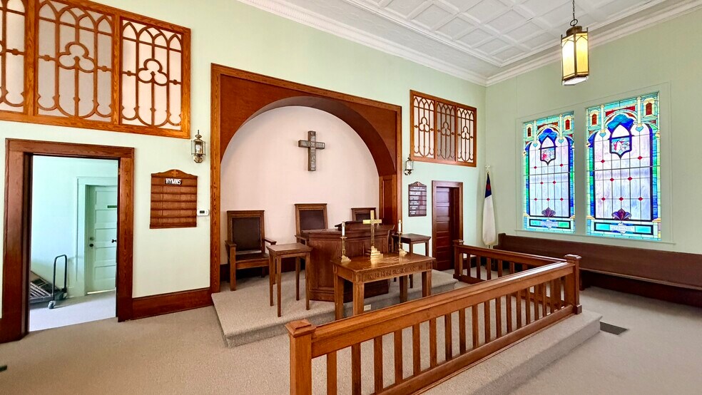 More Photos Of 204 N Main St, Richfield Specialty For Sale