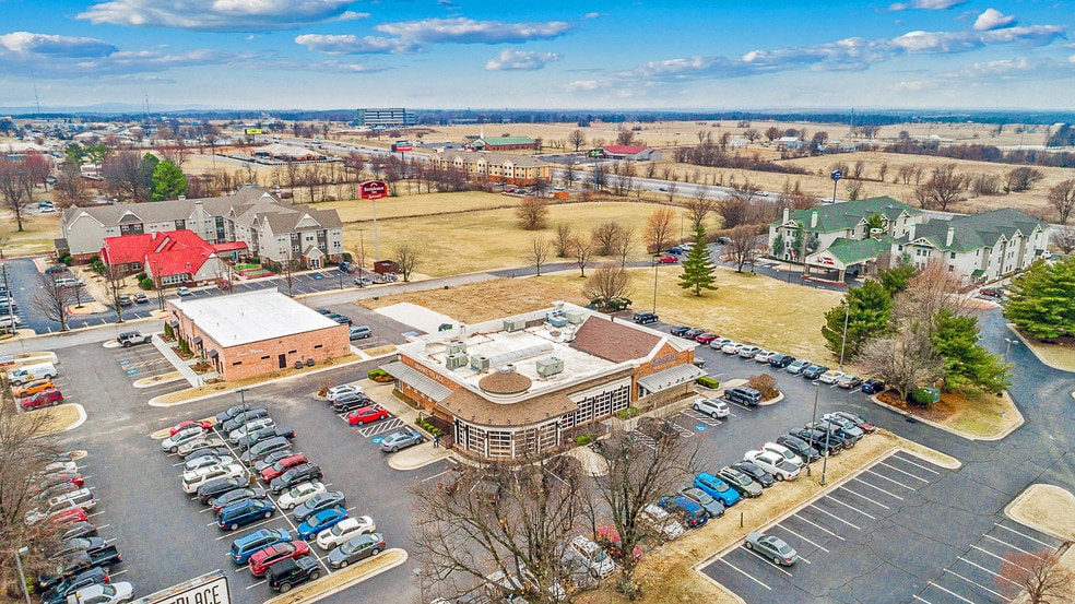 More Photos Of 1636 S 48th St, Springdale Restaurant For Sale