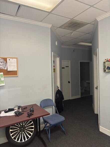 More Photos Of 228 Westinghouse Blvd, Charlotte Office For Lease