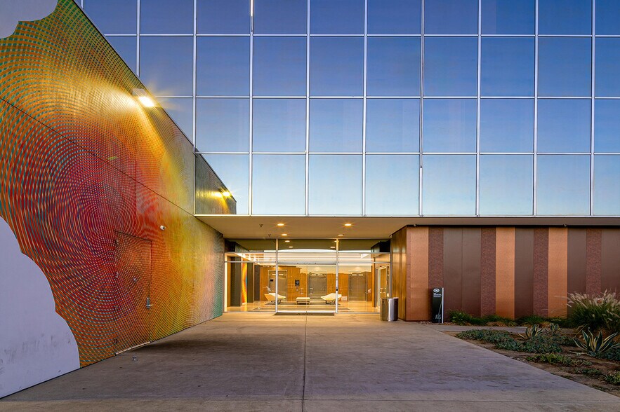 More Photos Of 2390 E Orangewood Ave, Anaheim Office For Sale