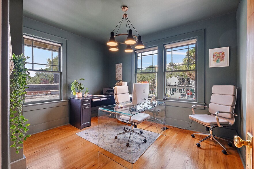 More Photos Of 2632 Central Ave, Saint Petersburg Office Residential For Sale