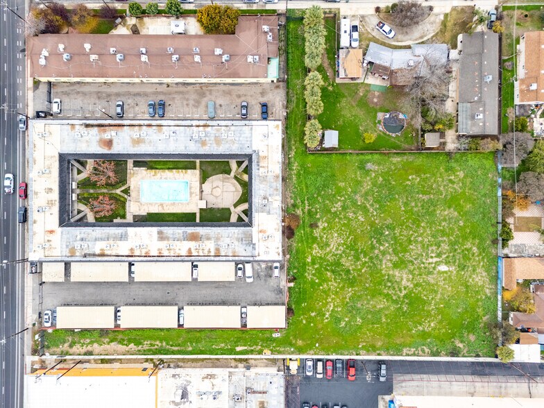 More Photos Of 1708 Hendricks ln, Bakersfield Land For Sale