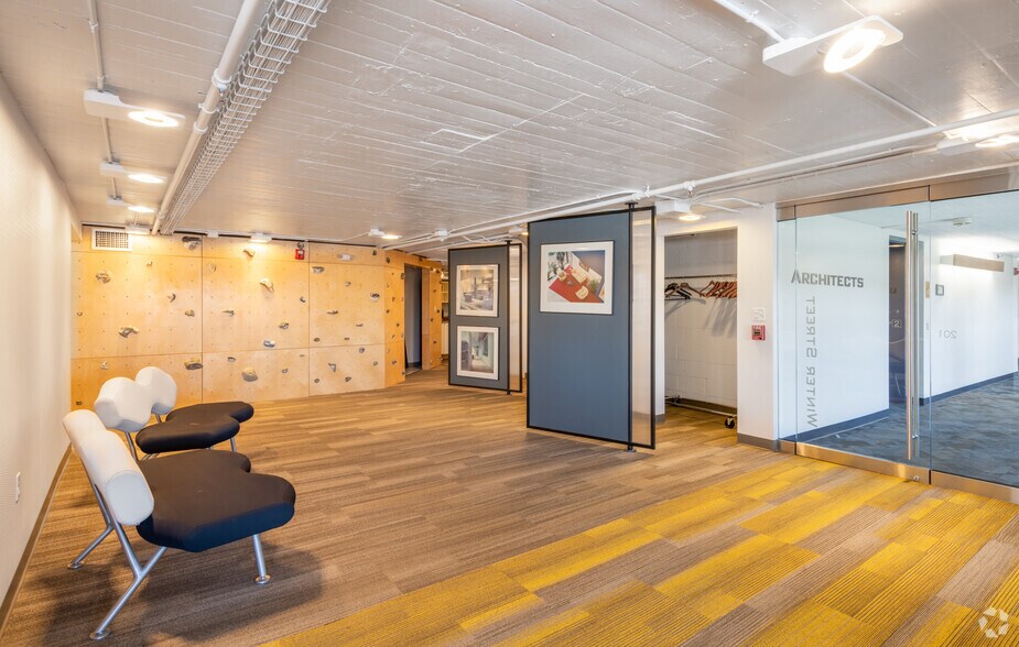 More Photos Of 27 Congress St, Salem Office For Lease