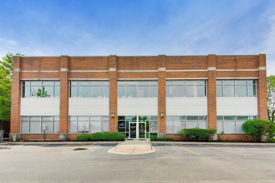 More Photos Of 2640 Patriot Blvd, Glenview Medical For Sale