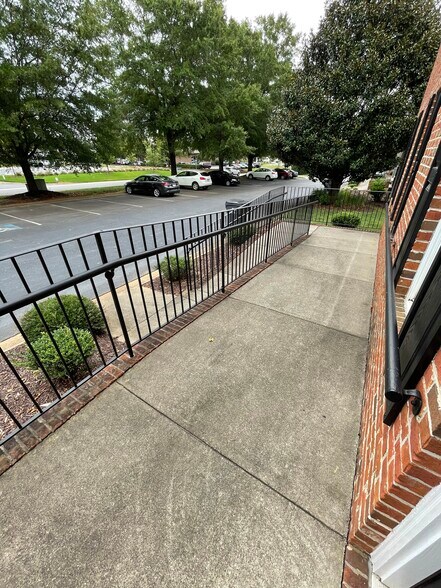More Photos Of 3523 Pelham Rd, Greenville Office Residential For Lease