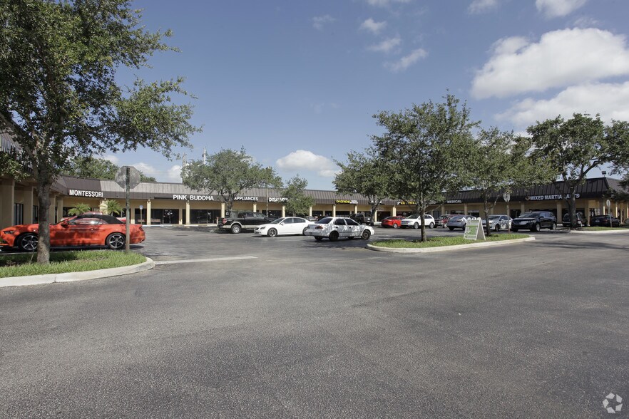 More Photos Of 5905-5985 S University Dr, Davie Freestanding For Lease