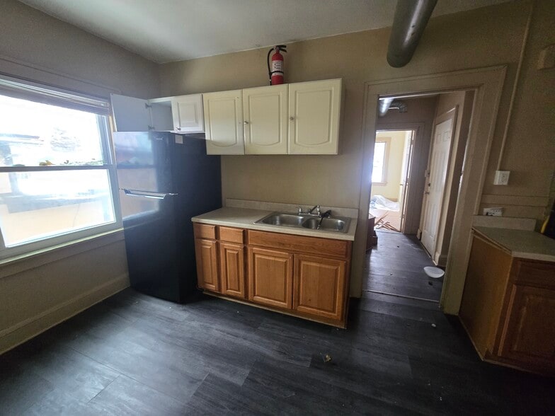 More Photos Of 3245 Penn Ave N, Minneapolis Apartments For Sale