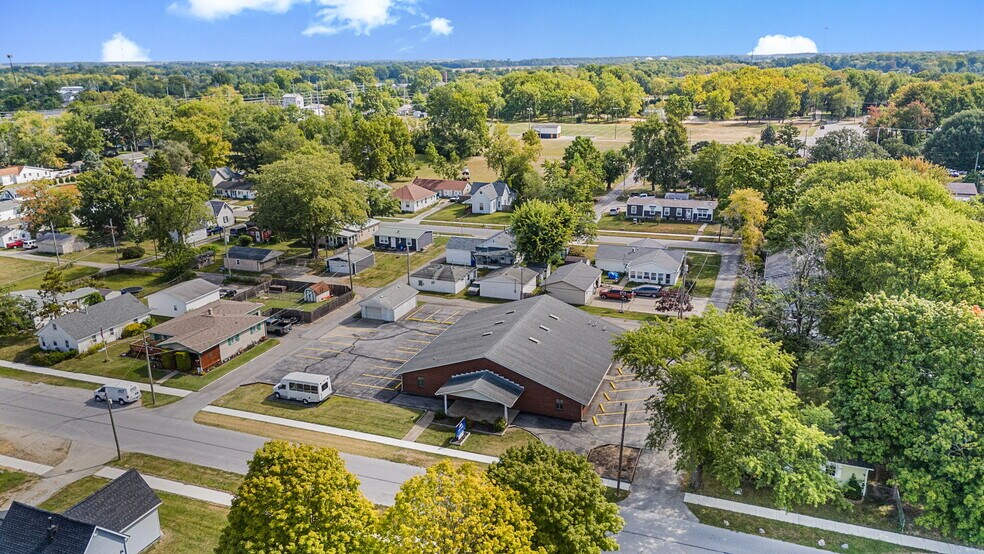 More Photos Of 1301 S Meridian St, Lebanon Religious Facility For Sale